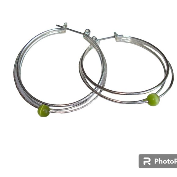 Vintage Avon Green Cat's Eye Tear Drop Necklace Stretch Bracelet Hoop Earrings - Picture 3 of 4